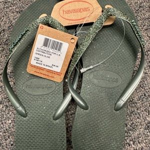 Brand new Havaianas